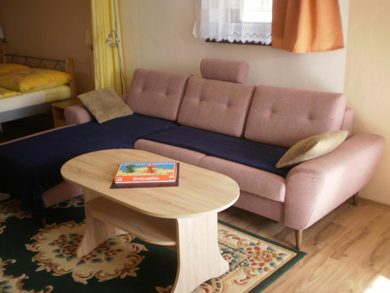 Privat Buk 100 Apartman Jindřichŭv Hradec Kültér fotó